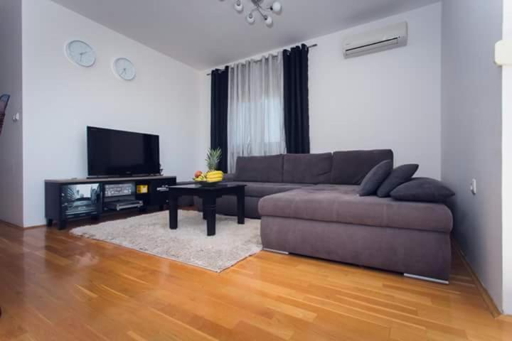 Apartman Mila Kaštela Exterior foto